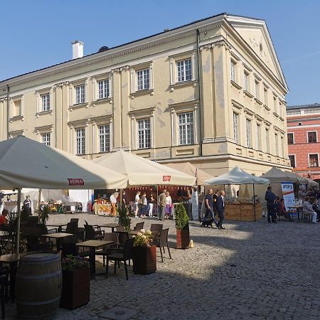 Town Square Apartment Люблін Екстер'єр фото
